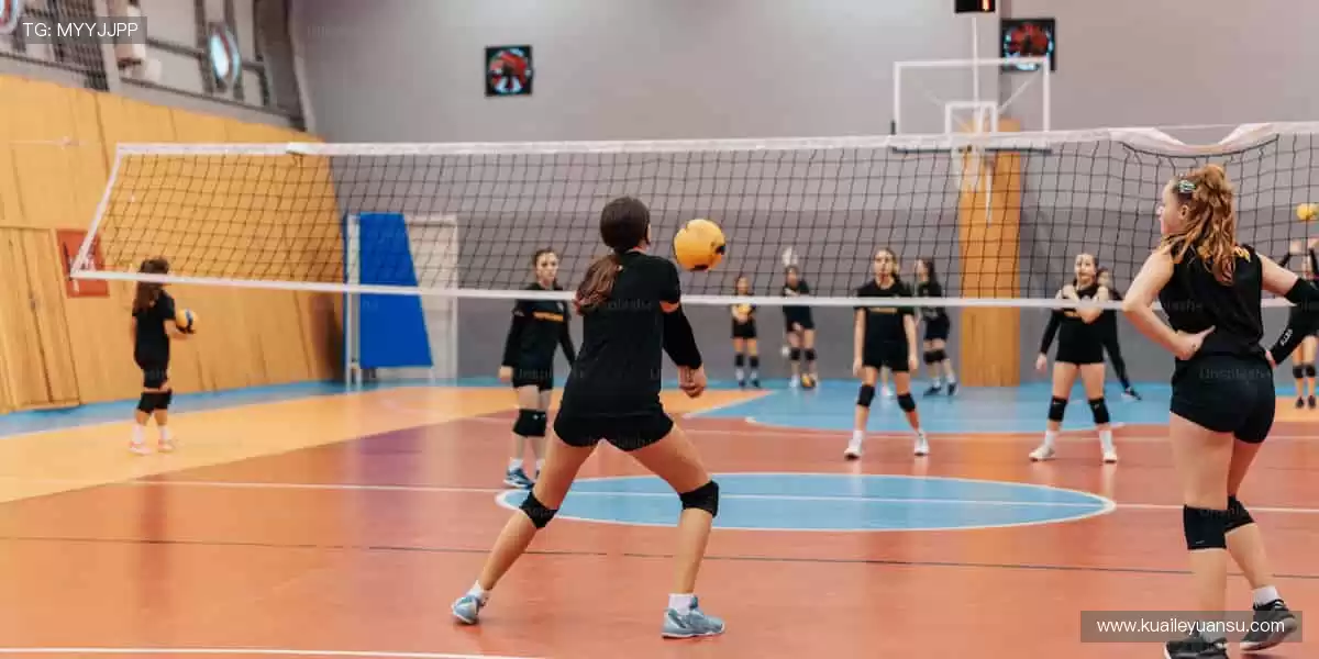 汗水与荣耀同在,见证冠军诞生的瞬间!⚽