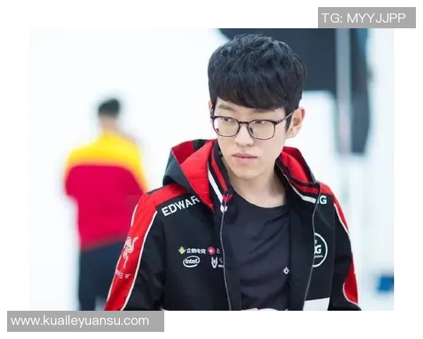 CSGO战术解析RNG战队包夹体系的运用与策略分析 CSGO战术解析RNG战队包夹体系的运用与策略分析