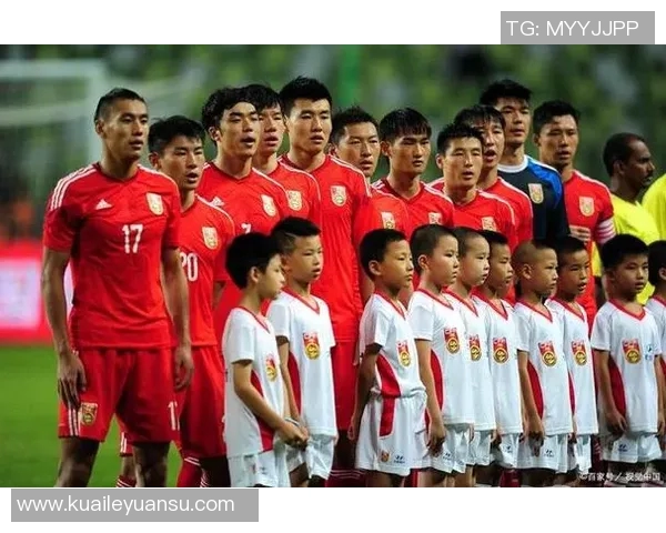 上海足球队状态对比深度解析与未来展望 上海足球队状态对比深度解析与未来展望