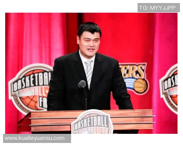 姚明胖眼背后的故事与启示:从篮球巨星到健康生活的转变之路