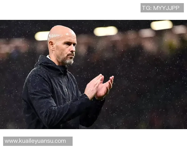 滕哈赫下课！曼联宣布与队史传奇分道扬镳